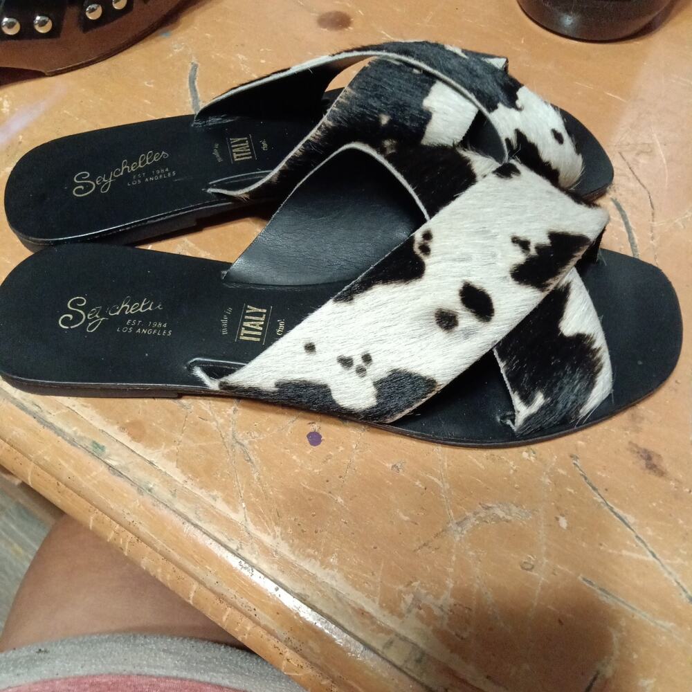 Seychelles Total Relaxation sandals in black and white cow print Sz. 8.5 - Picture 4 of 7